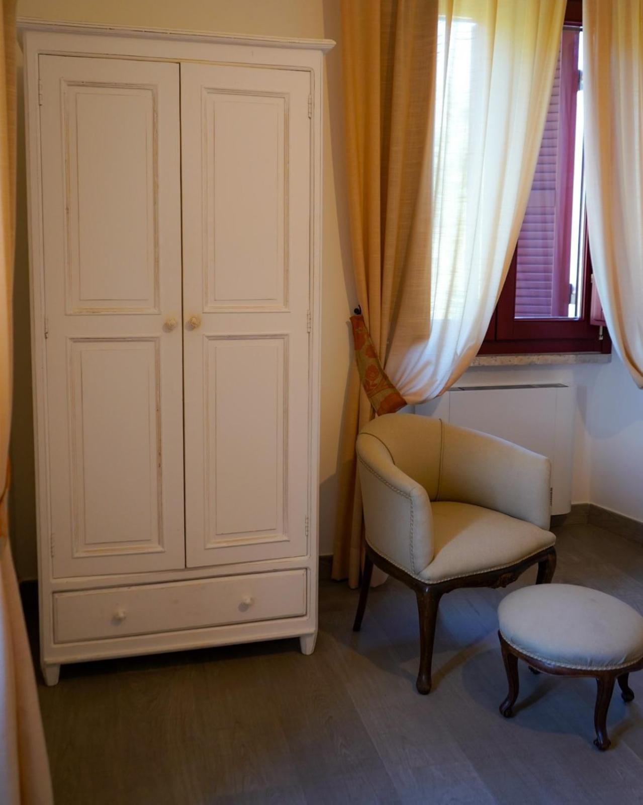 Borgo Pallavicini Mori * Roma